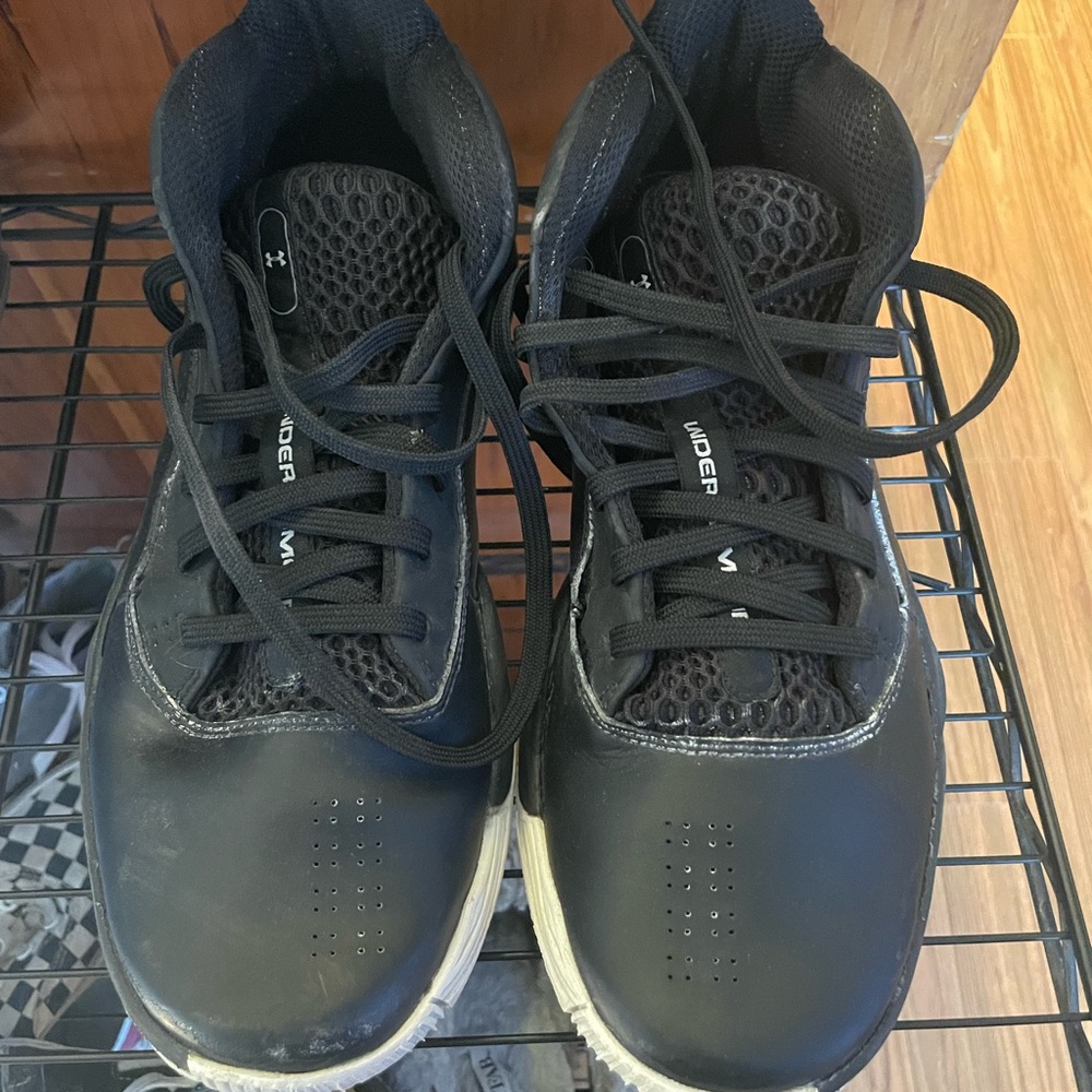 Mens Black Under Armour Basketball Shoes